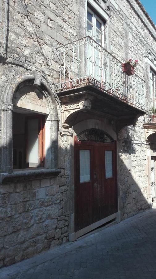 B&B Candido Vacanze Modica Eksteriør bilde